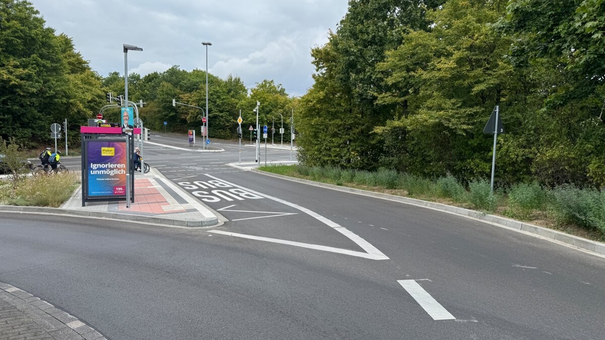 Umbau des Knotenpunktes Winninger Straße