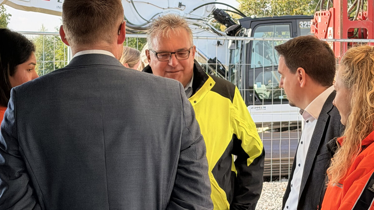 Spatenstich Hochwasserschutz Düsseldorf Himmelgeist