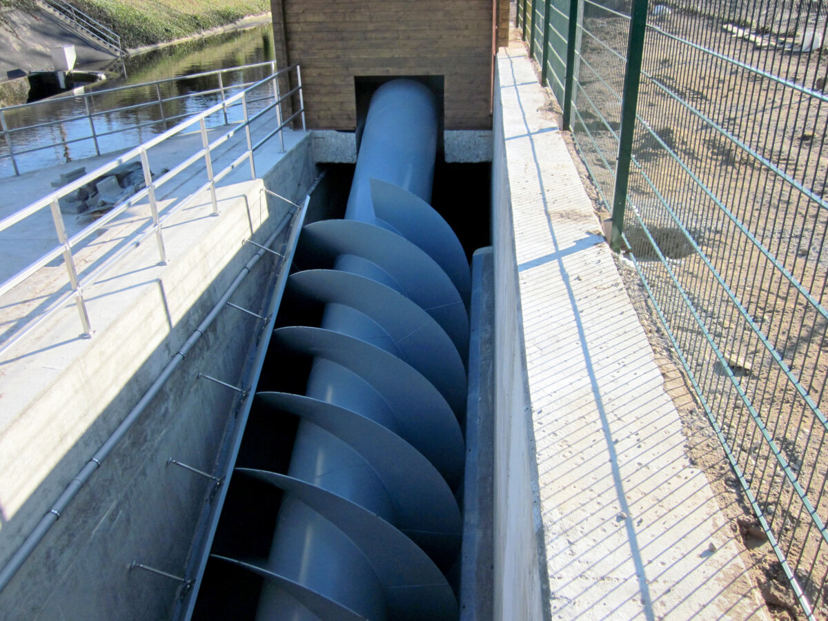 Wasserkraftanlage am Kölner Randkanal